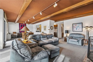 Enjoy the sunrises on the spacious balcony with million dollar - photo 8
