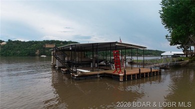 Lakefront living at its finest in this stunning waterfront ranch - photo 11