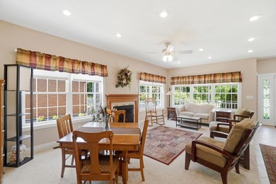6 Bedrooms & 4.5 Baths! Welcome to luxury lake living in one of - photo 16