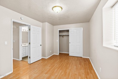 Versatile Devils Lake home with lake views from the living room - photo 29