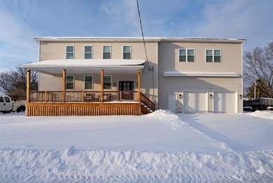 (private lake, pond, coastal) Home For Sale in Honeoye Falls New York