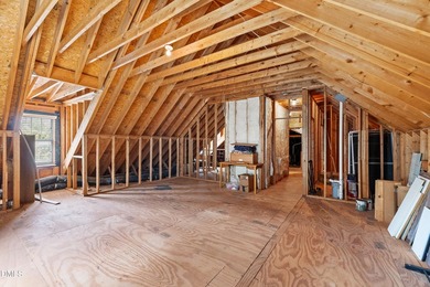 Welcome to this exceptional five-bedroom, four-bathroom home in - photo 36