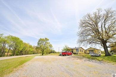 Rich with history from being a general store and being used - photo 44