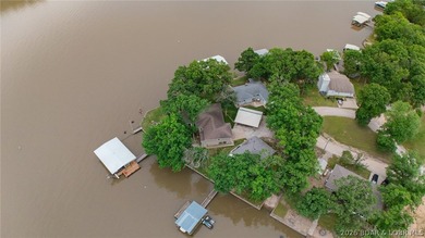 Lakefront living at its finest in this stunning waterfront ranch - photo 45