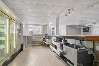 Discover the perfect blend of coastal charm and country quiet at - photo 10