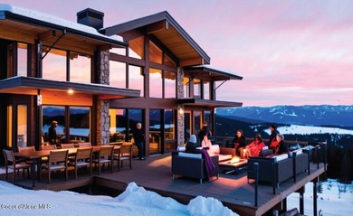Located directly on the slopes of Schweitzer, this custom - photo 1