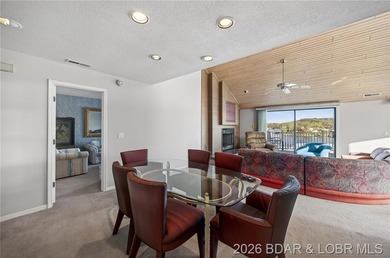 Beautiful Lake Views in this sought after well established - photo 13