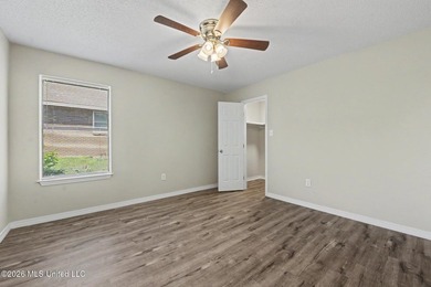 Beautifully updated 3-bedroom, 2-bath home tucked away on a - photo 13