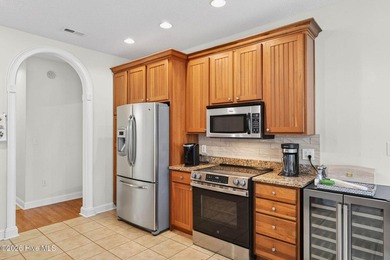MOTIVATED SELLERS -- bring all offers! Beautifully maintained - photo 15