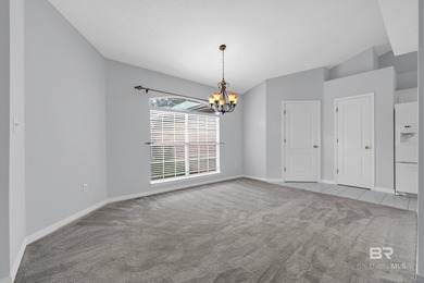 Amazing 3-bedroom, 2-bath home located near the cusp of Perdido - photo 17