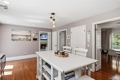 Nestled on a secluded, lushly landscaped three-quarter-acre - photo 18