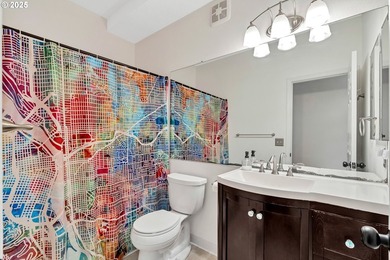 Exceptionally maintained and one of only two units with a rare - photo 20