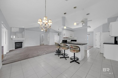 Amazing 3-bedroom, 2-bath home located near the cusp of Perdido - photo 22