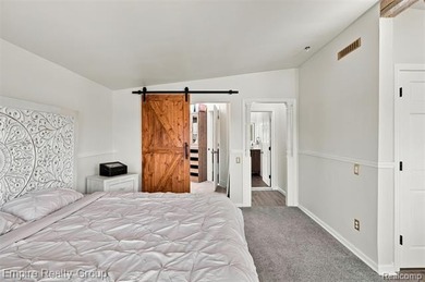 Stunning Luxury Lakefront Home on Belleville Lake Experience the - photo 24