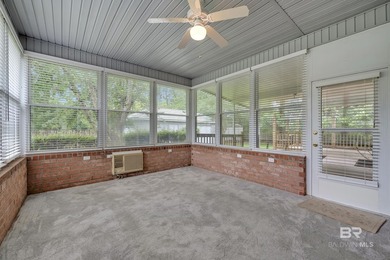 Amazing 3-bedroom, 2-bath home located near the cusp of Perdido - photo 27