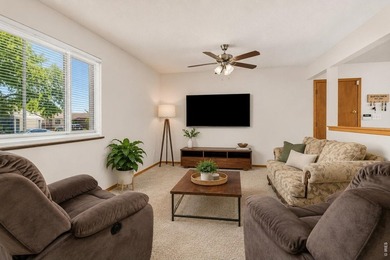 Nestled in desirable southwest Loveland, this beautifully - photo 3