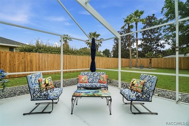 This recently updated interior and decor, well-maintained 3-bed - photo 34