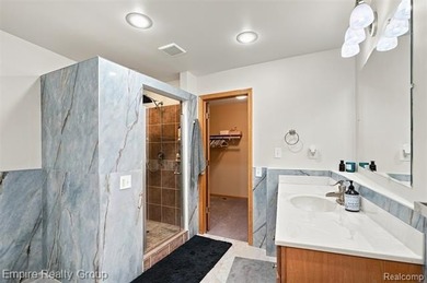 Stunning Luxury Lakefront Home on Belleville Lake Experience the - photo 34