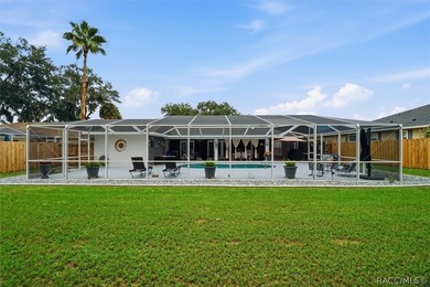 This recently updated interior and decor, well-maintained 3-bed - photo 35
