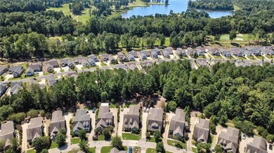 Welcome to 3315 Double Eagle Lane, where low-maintenance living - photo 37