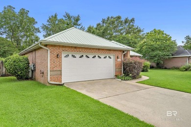 Amazing 3-bedroom, 2-bath home located near the cusp of Perdido - photo 38