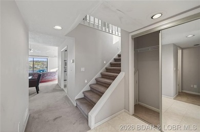Beautiful Lake Views in this sought after well established - photo 41