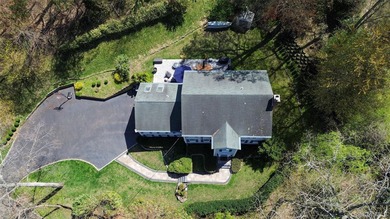 Nestled on a secluded, lushly landscaped three-quarter-acre - photo 43