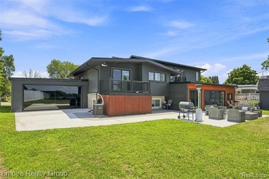 Stunning Luxury Lakefront Home on Belleville Lake Experience the - photo 46