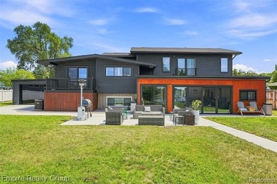 Stunning Luxury Lakefront Home on Belleville Lake Experience the - photo 47