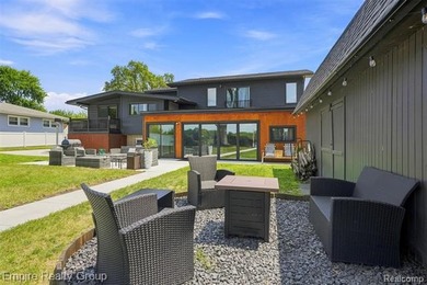 Stunning Luxury Lakefront Home on Belleville Lake Experience the - photo 48