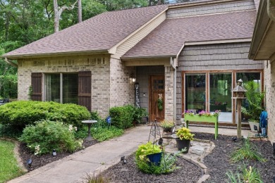 Private Lakehouse Retreat with Swimming Pool, and Deck - photo 10