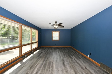 Spacious ranch home featuring 3 generously sized bedrooms - photo 7