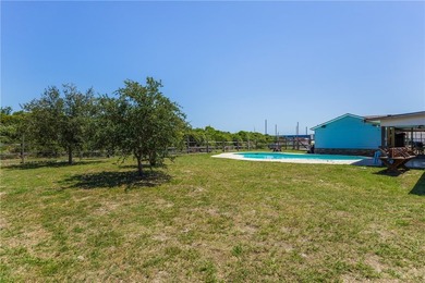Welcome to 3701 Waldron Road! This renovated 3 bedroom, 2 - photo 35