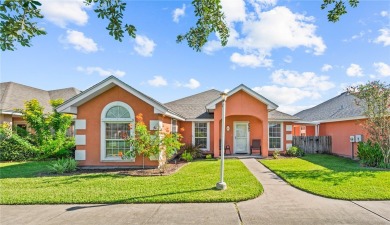 (private lake, pond, creek) Home For Sale in Ingleside Texas