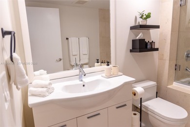 SPACIOUS AND BRIGHT STUDIO AT ICON BRICKELL TOWER ONE. WELL