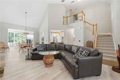 Welcome home to a stunning, fully updated 4-bedroom, 3.5-bath - photo 13