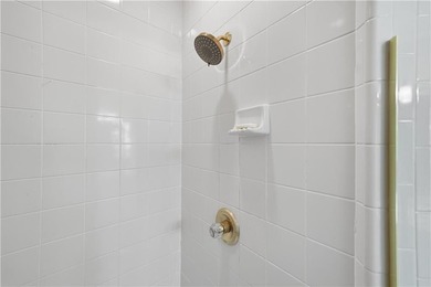Welcome home to a stunning, fully updated 4-bedroom, 3.5-bath - photo 37