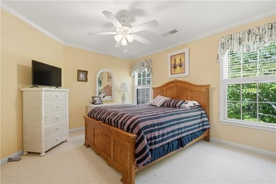 Welcome home to a stunning, fully updated 4-bedroom, 3.5-bath - photo 48