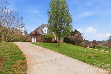 Some houses you have to sell. This one starts selling itself - photo 6