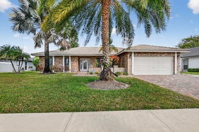 (private lake, pond, coastal) Home For Sale in Boca Raton Florida