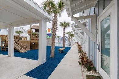 Gorgeous, well appointed townhome on the entrance to Access Road - photo 3