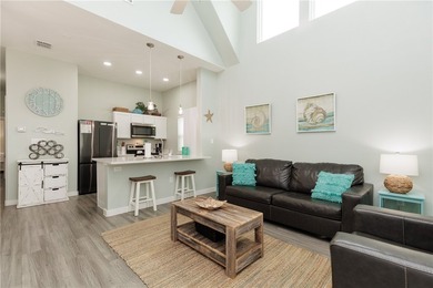Gorgeous, well appointed townhome on the entrance to Access Road - photo 6