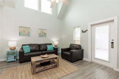 Gorgeous, well appointed townhome on the entrance to Access Road - photo 8