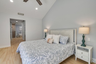 Welcome to your coastal sanctuary! This stunning single-family - photo 12