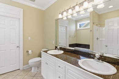 Spacious and beautifully maintained 3 bedroom, 2 and a half bath - photo 15