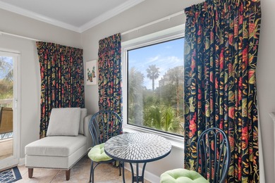 Welcoming FULLY FURNISHED 3 bedroom/3 bathroom end unit at the - photo 16