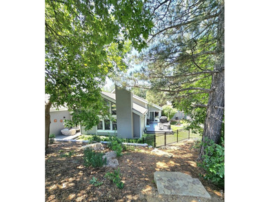 Under Contract Prior to listing - photo 3