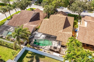 Welcome to your coastal sanctuary! This stunning single-family - photo 26