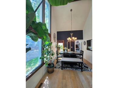 Under Contract Prior to listing - photo 7