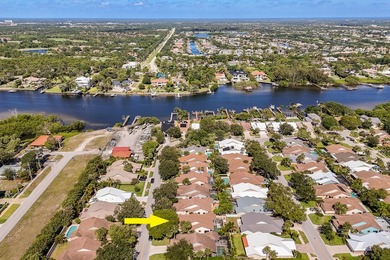 Welcome to your coastal sanctuary! This stunning single-family - photo 29